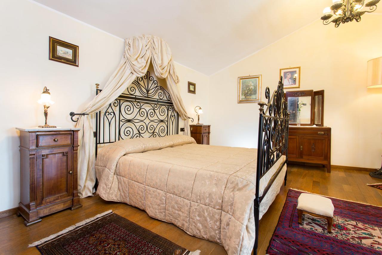 Hotel Castello di Altomonte Esterno foto