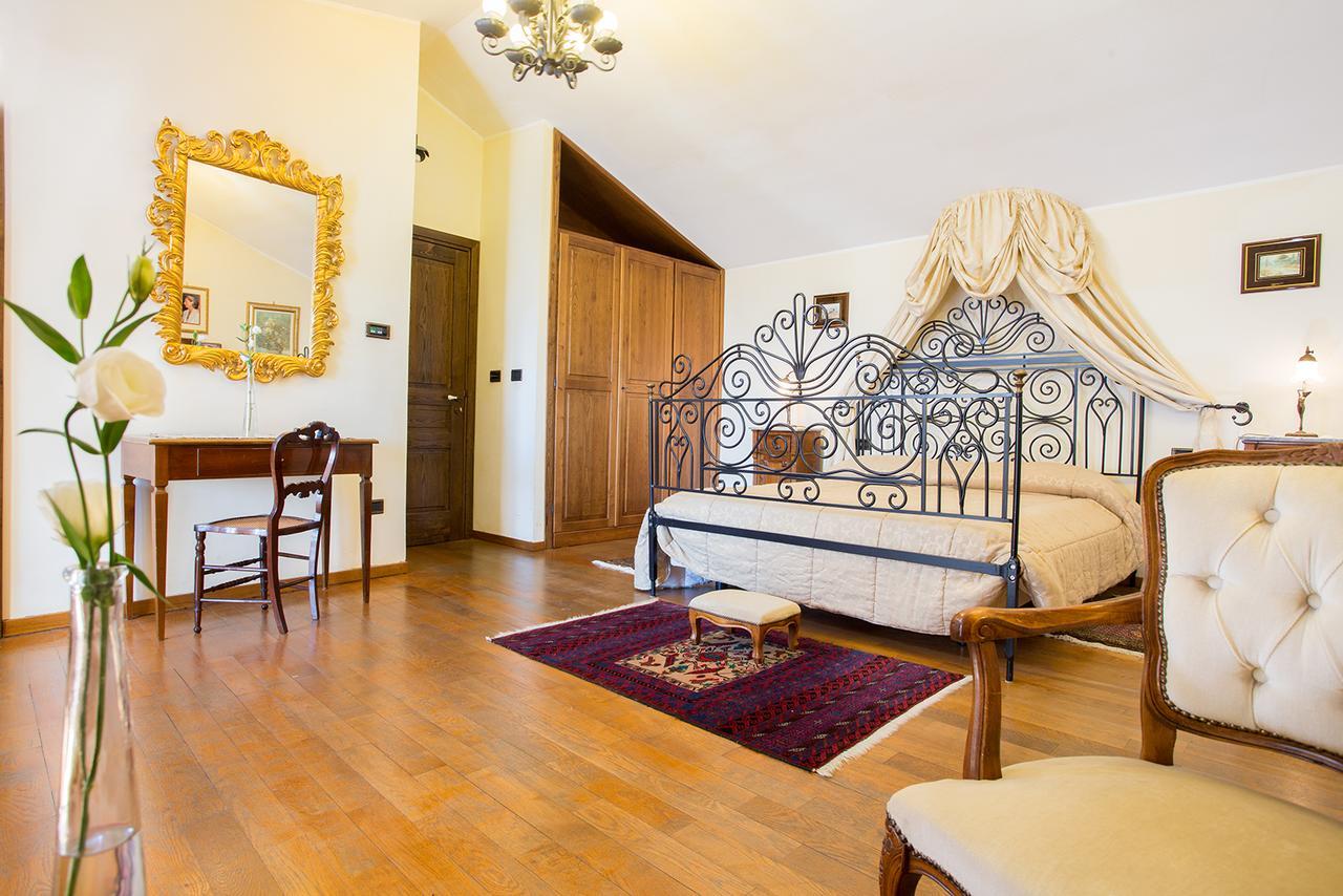 Hotel Castello di Altomonte Esterno foto