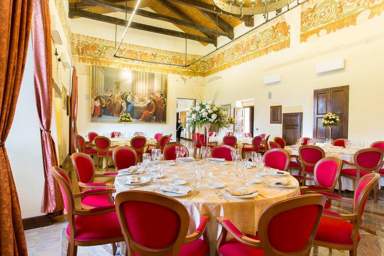 Hotel Castello di Altomonte Esterno foto
