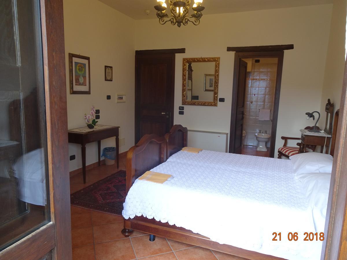 Hotel Castello di Altomonte Esterno foto