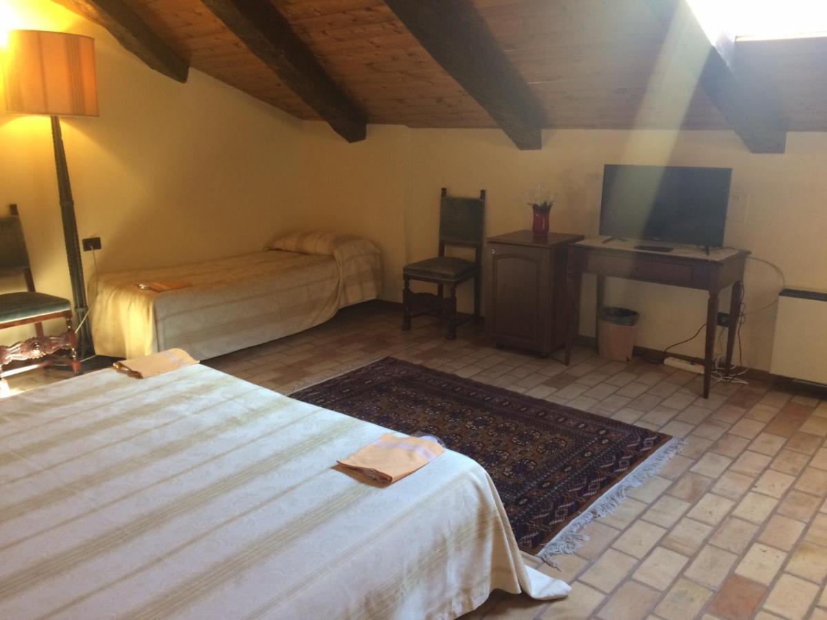 Hotel Castello di Altomonte Esterno foto