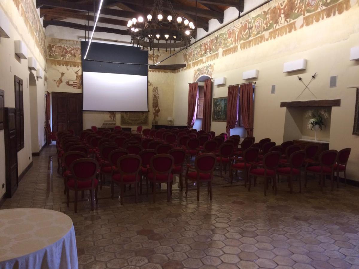 Hotel Castello di Altomonte Esterno foto